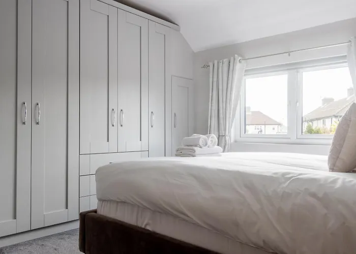 בית הארחה Guestready - Charming House In Drimnagh 4*