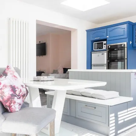 Guestready - Charming House In Drimnagh Dublín